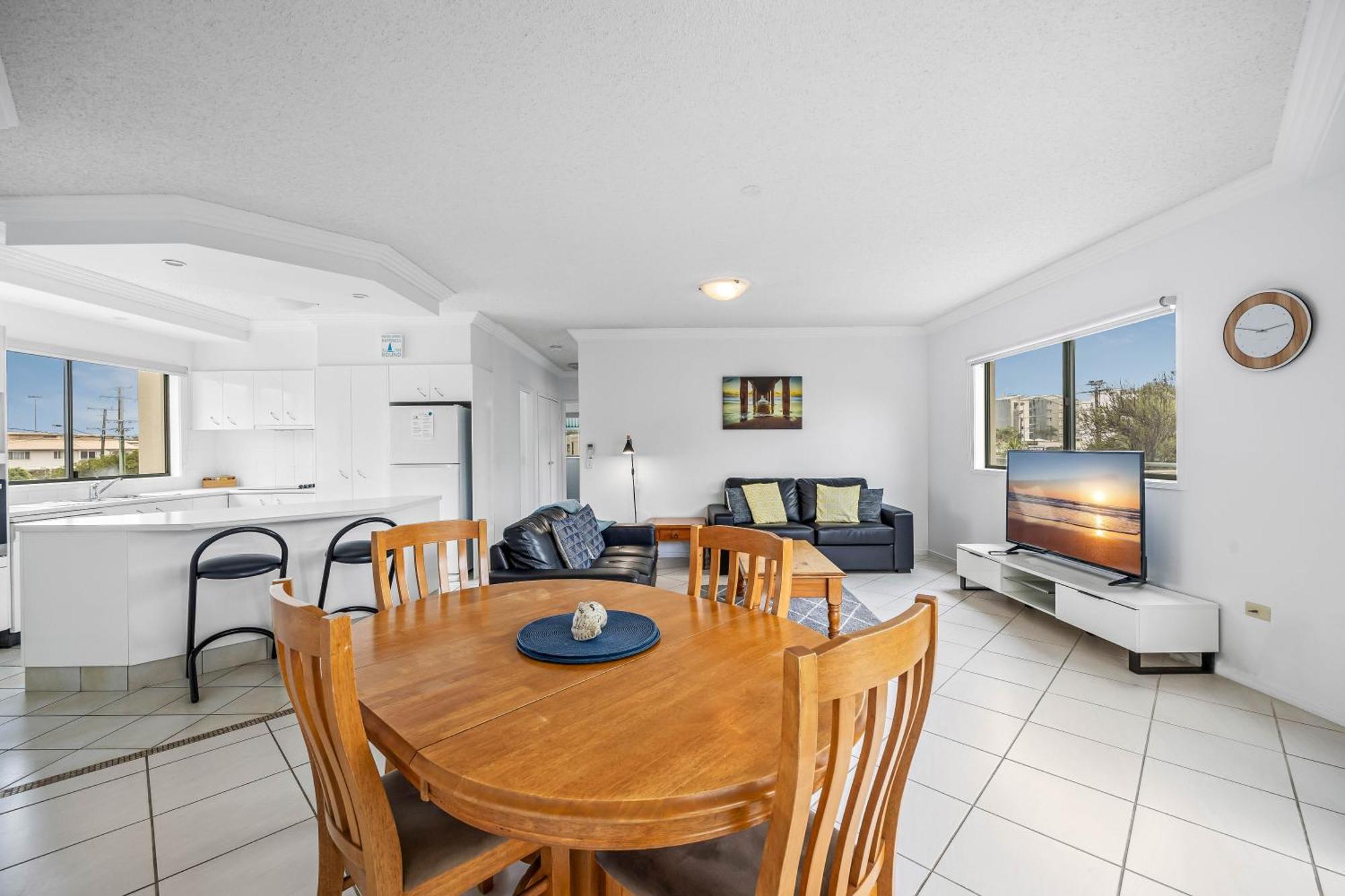 Sunshine Towers Boutique Apartments Maroochydore Extérieur photo