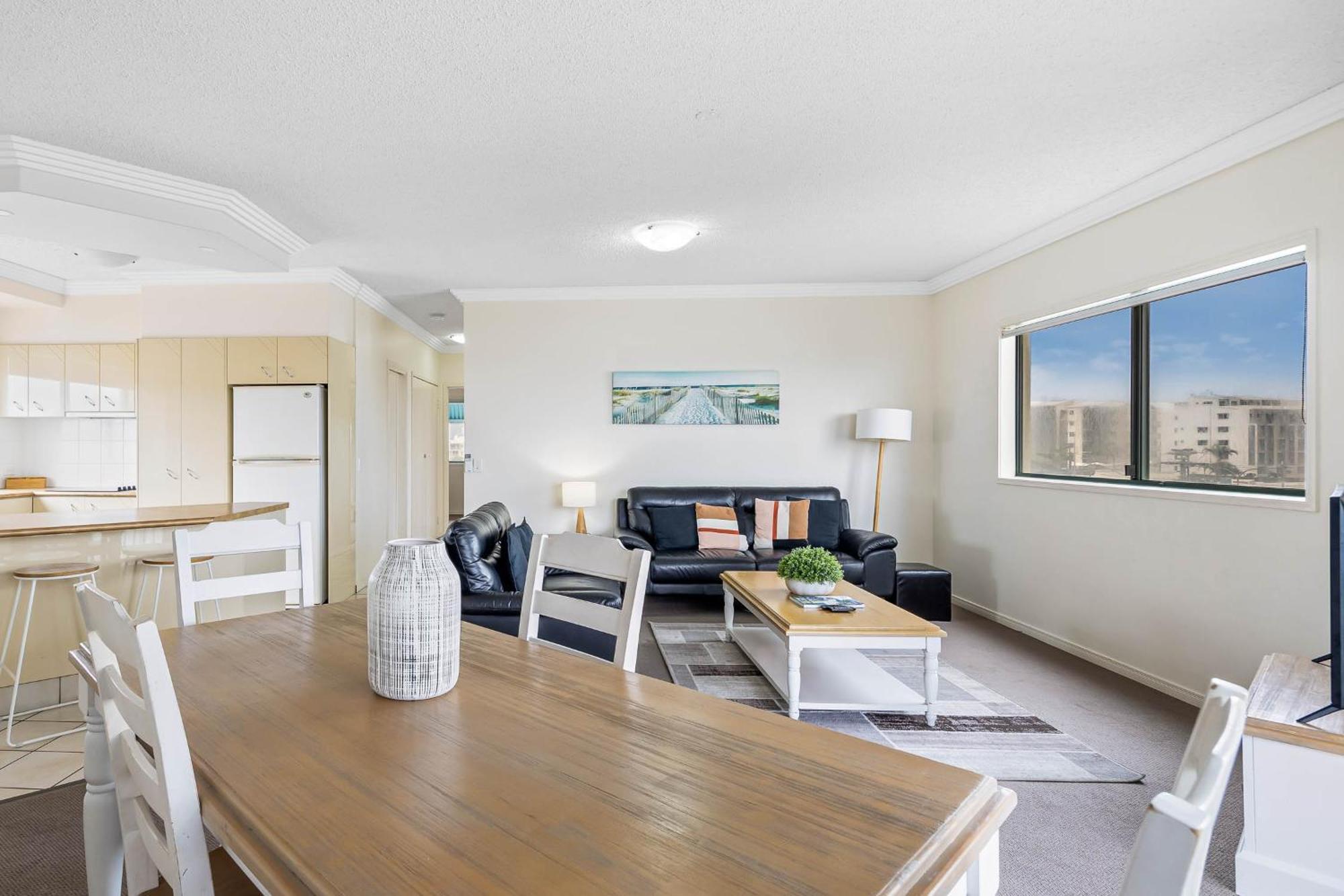 Sunshine Towers Boutique Apartments Maroochydore Extérieur photo