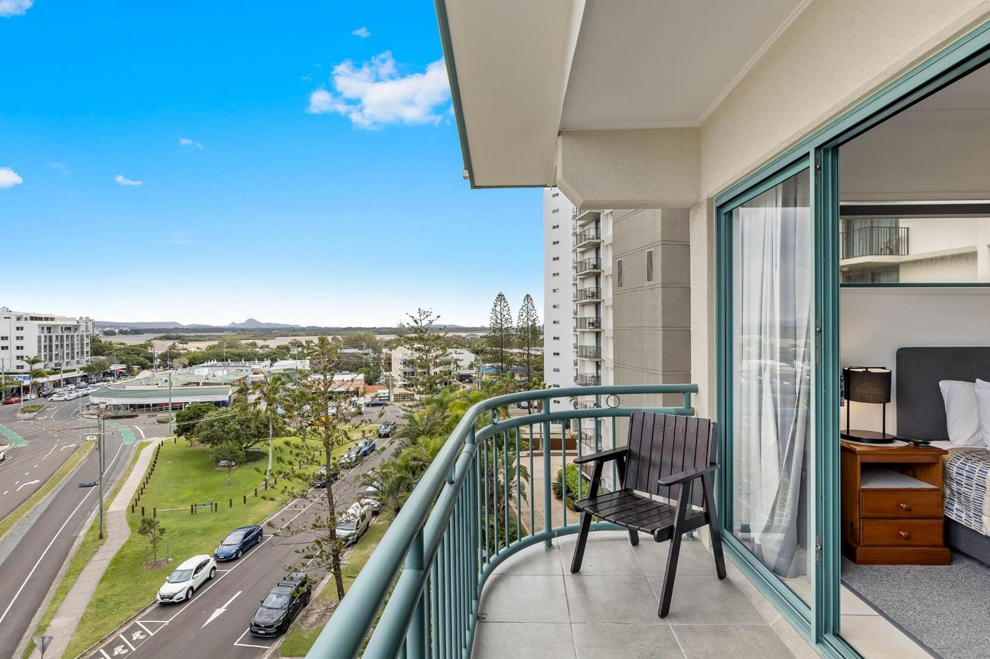 Sunshine Towers Boutique Apartments Maroochydore Extérieur photo