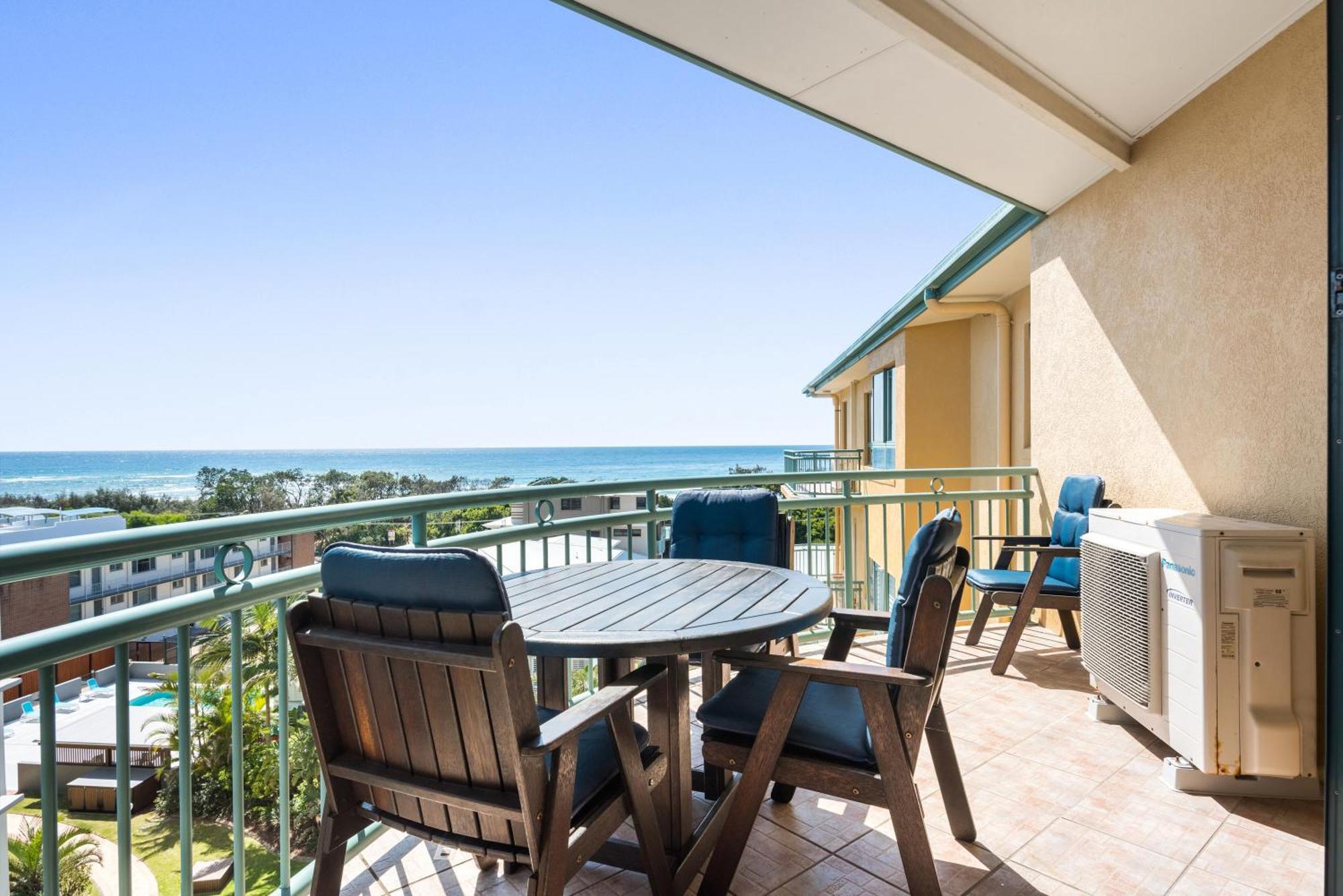 Sunshine Towers Boutique Apartments Maroochydore Extérieur photo