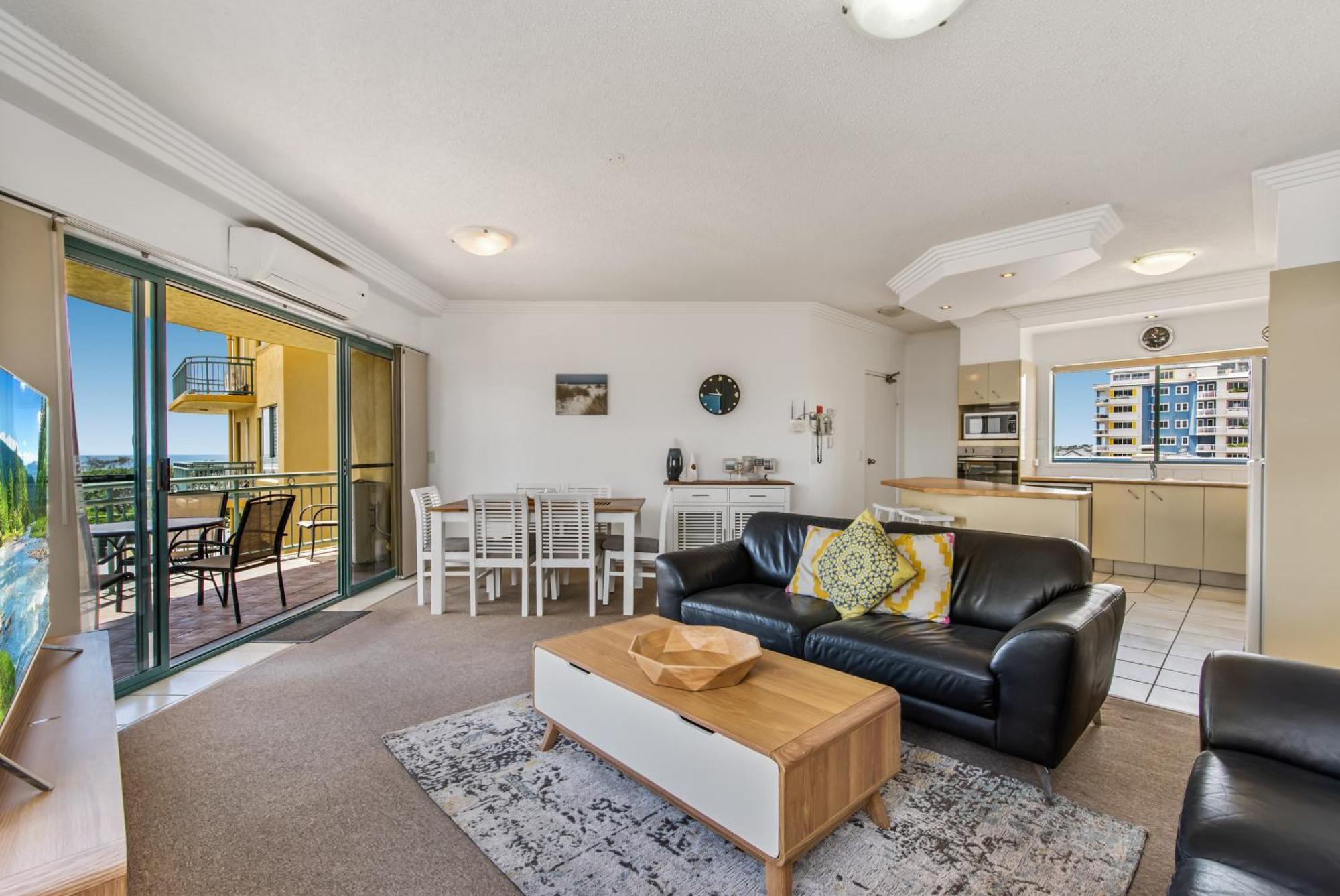 Sunshine Towers Boutique Apartments Maroochydore Extérieur photo